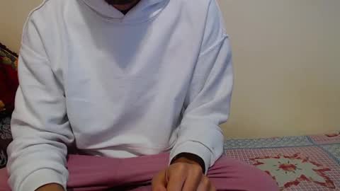 Snapshot of alexdelarge323 chatting on February 5, 11:23 am Alex online show from February 5, 11:23 am