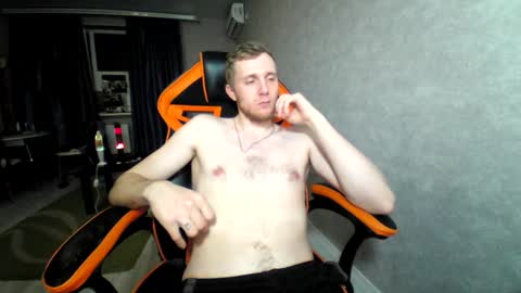 Snapshot of alexfox2018 chatting on January 12, 10:22 pm Alex online show from January 12, 10:22 pm
