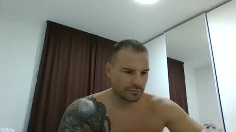 rey ale84 online show from January 25, 2:25 pm