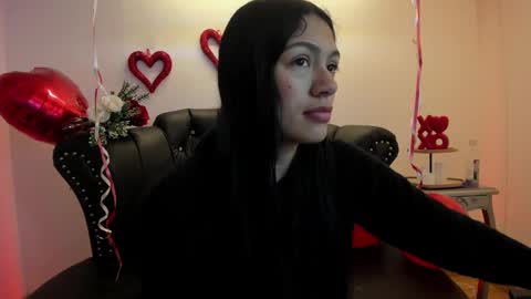 Alexiaa  Online 1430 to 2100 GMT-5 online show from February 15, 3:31 am
