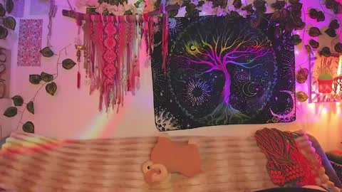 Alex online show from April 7, 2:57 am