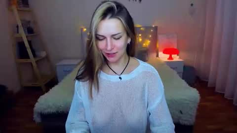 Snapshot of alexiayellow chatting on March 3, 10:42 pm Alexia online show from March 3, 10:42 pm