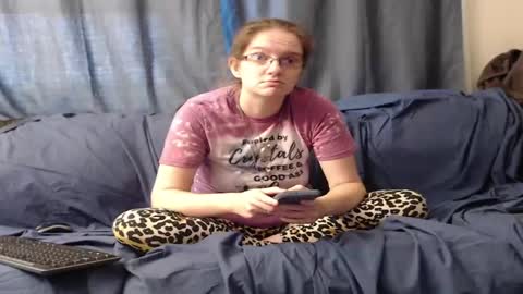 Alexis online show from September 24, 2:02 pm