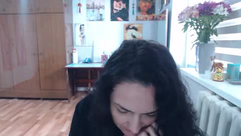 AlexisMillers online show from April 12, 9:57 am