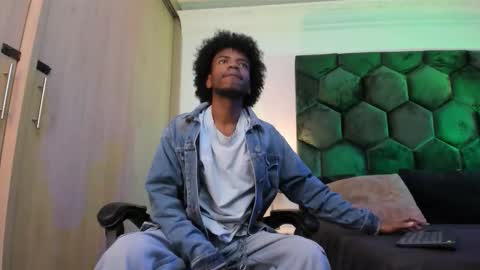 Alex Jaccob online show from February 5, 1:36 pm