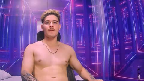 Alex online show from October 1, 7:35 pm