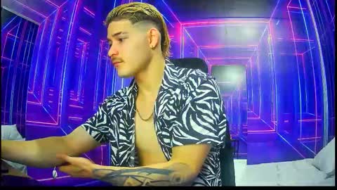 Alex online show from September 29, 7:02 pm