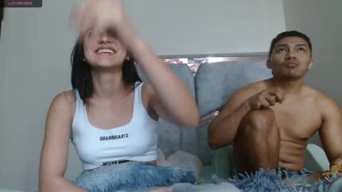 alex y luisa online show from March 9, 2:54 pm