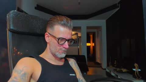alexxian online show from September 10, 6:20 pm