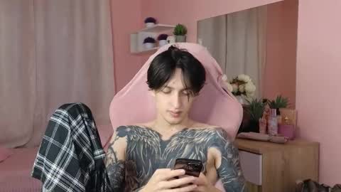 Alex online show from November 2, 12:38 pm