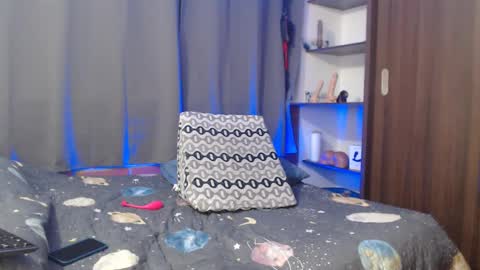 alexxx1106 online show from December 20, 1:14 am