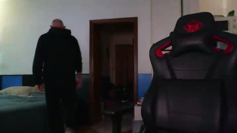 Alexxx1908 online show from May 2, 10:43 am
