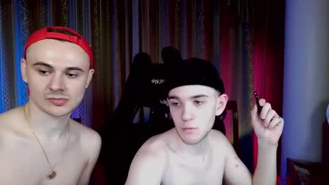 Snapshot of alexxx_d chatting on March 3, 6:56 pm AlexDimaIgor online show from March 3, 6:56 pm