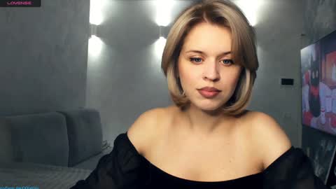 alexxxakiss online show from December 14, 6:52 pm