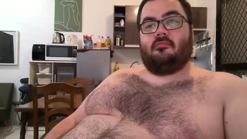 Snapshot of alexxxbear chatting on February 14, 2:50 am alexxxbear online show from February 14, 2:50 am