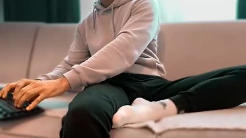 alfadreamer0011 online show from December 3, 11:55 am