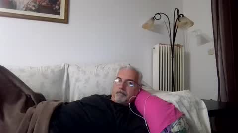 I wanna cum online show from December 2, 11:47 pm