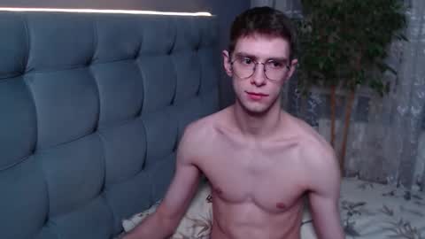 Alfie online show from December 5, 3:39 am