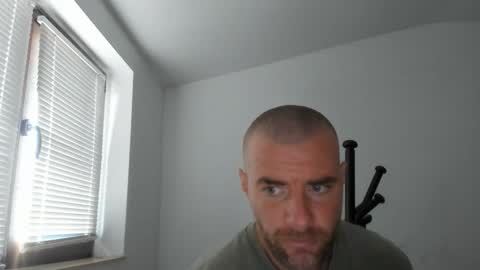 alfiesolomons87 online show from October 17, 11:58 am