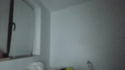 Snapshot of alfiesolomons87 chatting on December 9, 8:01 pm alfiesolomons87 online show from December 9, 8:01 pm