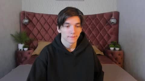 Alfred online show from November 2, 6:46 am