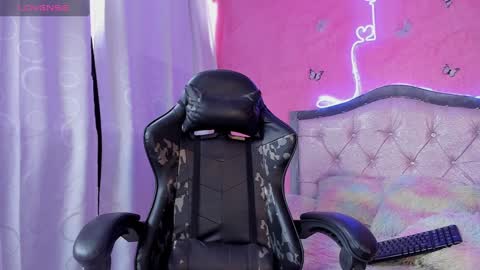 Snapshot of alfresii_rivera chatting on January 24, 3:55 pm Carolina Join The Fan Club online show from January 24, 3:55 pm