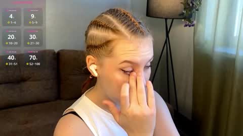 Amelia online show from October 9, 4:51 am