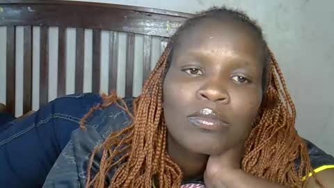 Snapshot of alic_crazy chatting on December 4, 10:40 am alic_crazy online show from December 4, 10:40 am