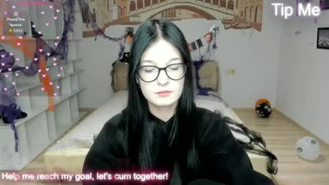 Alica online show from October 31, 7:31 am