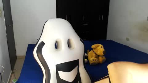 alicc0409 online show from October 2, 11:53 am