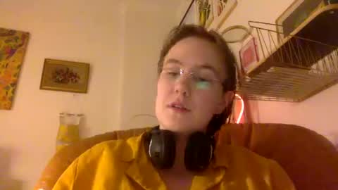 Alice online show from February 26, 5:42 pm