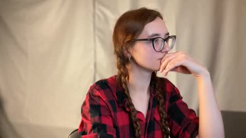 Hey Im Alice  online show from November 2, 7:58 pm