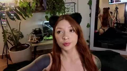 Alicia online show from October 7, 2:07 am