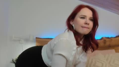 Alice.....Welcome to my room Lets get to know each other better and have an unforgettable time online show from February 27, 6:31 pm