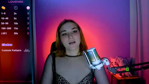 alice_cold online show from October 15, 10:27 am