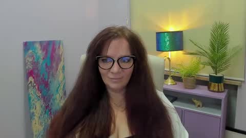 Snapshot of alice_extasy chatting on February 11, 6:30 am Alice online show from February 11, 6:30 am