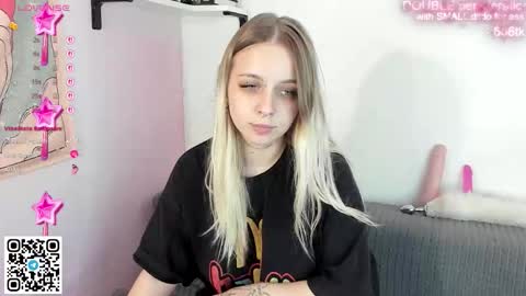 alice_halle online show from November 18, 10:18 am
