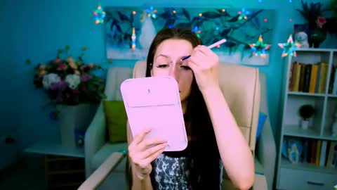 Snapshot of alice_lice chatting on October 14, 8:06 am alice_lice online show from October 14, 8:06 am
