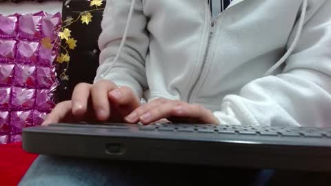 alice online show from September 28, 12:25 pm