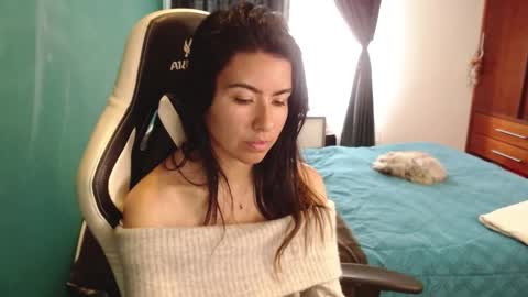 Alice online show from February 11, 3:38 pm