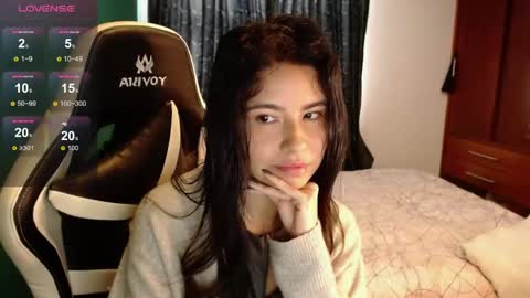 Alice online show from May 11, 5:10 pm