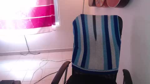 Alicia Aldara online show from December 1, 11:19 am