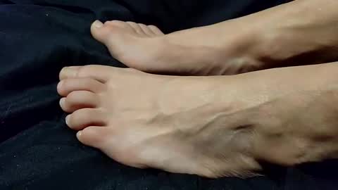 alice_queen_feet online show from January 2, 8:46 pm