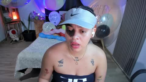 Snapshot of alice_star7 chatting on January 20, 7:04 pm Alice online show from January 20, 7:04 pm