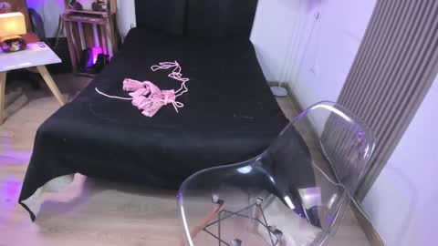 Snapshot of alice_star7 chatting on February 1, 6:08 pm Alice online show from February 1, 6:08 pm