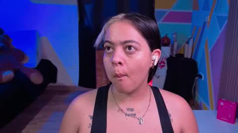 Snapshot of alice_star7 chatting on November 1, 12:48 pm Alice online show from November 1, 12:48 pm