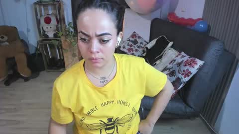 Snapshot of alice_star7 chatting on February 8, 2:36 am Alice online show from February 8, 2:36 am