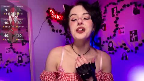 alice_succubus online show from May 13, 9:13 pm