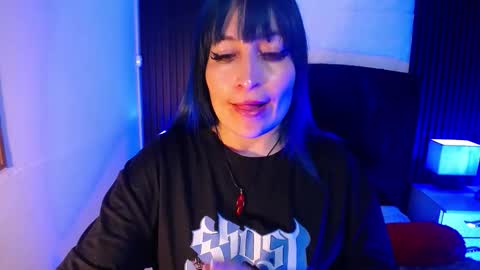 Alice online show from November 13, 8:33 pm