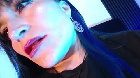 Alice online show from November 5, 9:50 pm